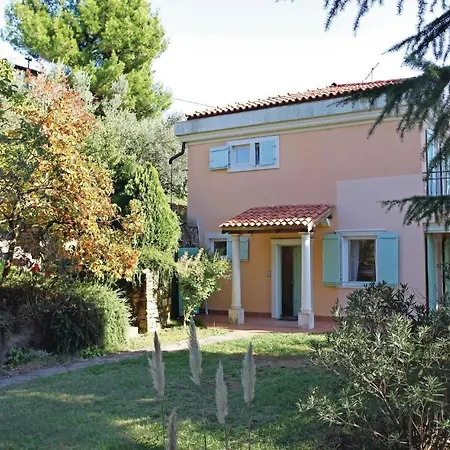 Four-bedroom Holiday In Дом отдыха Порторож