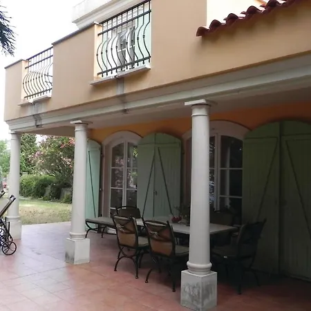 Four-bedroom Holiday In
