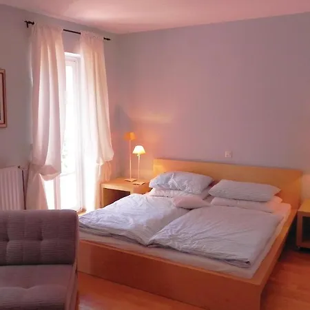 Four-bedroom Holiday In Portorož
